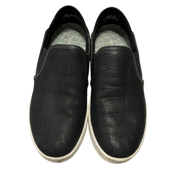 Olukai Ki’ilehe Sneakers Women’s 6.5 Black Leather Slip On Convertible Heel Shoe - Picture 2 of 8